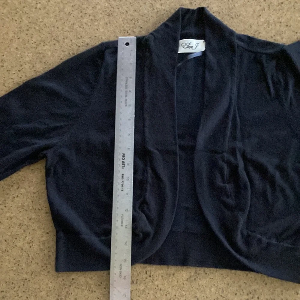 Eliza J Bolero 3/4 Sleeve Sweater Sz M